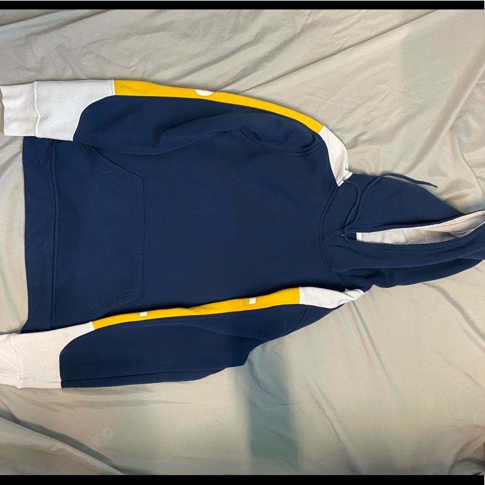 BROOKLYN CLOTH SWEATER